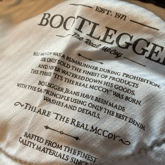 Bootlegger Jeans - Dark Wash - Picture 5 of 6